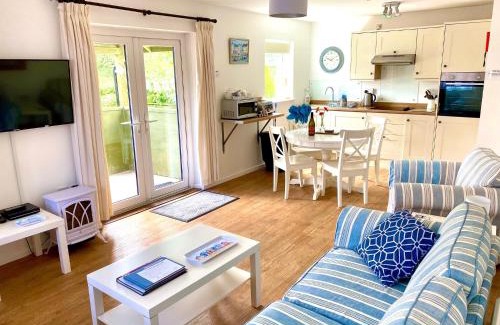 Eype Casa | Golden Acre Jurassic Coastal Lodges ,Eype