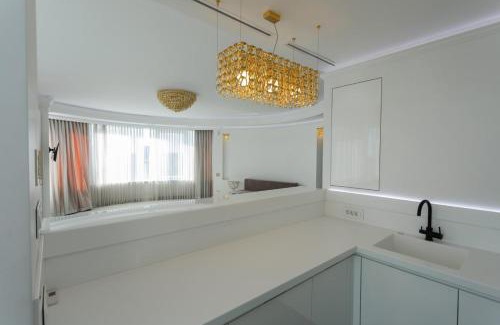 Dobrovelychkivka Apartamento | Golden Apartments of Arcadia