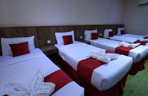 Al Aziziyah Hotel | Golden Aziziyah