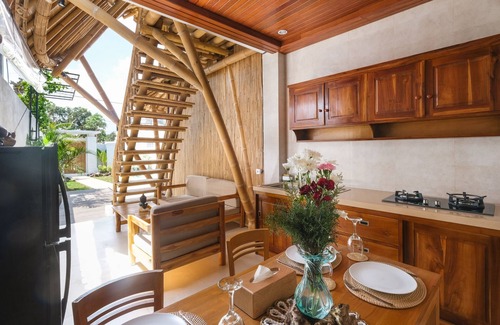Penestanan Villa | Golden Bamboo
