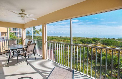Sanibel Villa | Golden Beach 2
