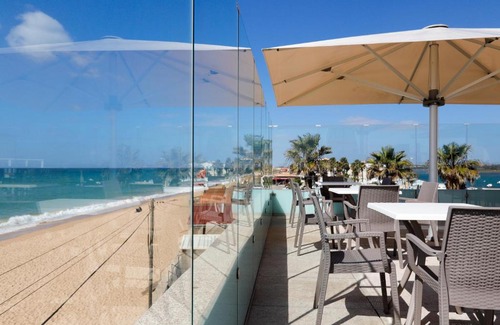 Praia de Faro Casa | Golden Beach Guest House & Rooftop Bar