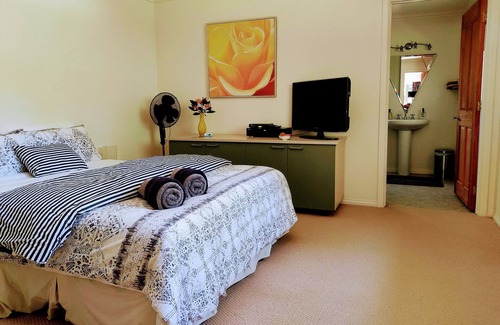 Takaka Cama Y Desayuno | Golden Caves - Bed & Breakfast