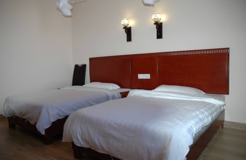 Livingstone Hotel | Golden Chopstick Hotel