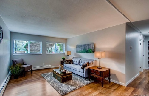 Golden Casa | Golden Condo con piscina, gimnasio y bañera de hidromasaje - Cerca de senderos para caminatas y tren ligero