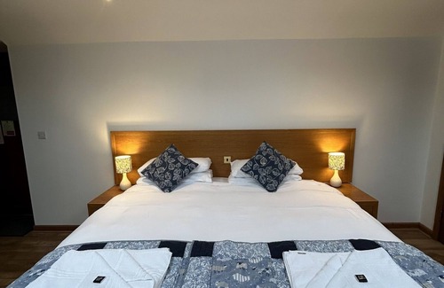 Chard Casa | Golden Fleece