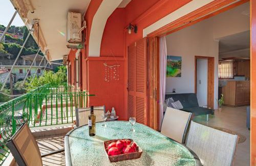 Eleios-Pronnoi Apartamento | Golden Flower's Apartment