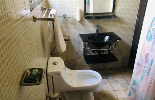 Kafue Cabina | Golden Hills Lodge