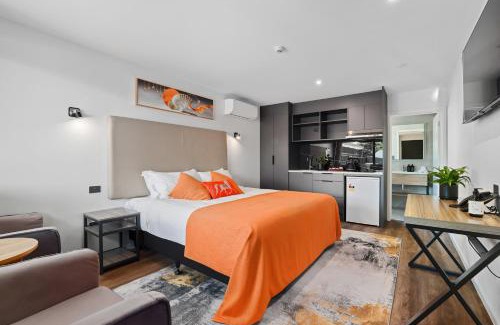 Riccarton Hotel | Golden Hotel