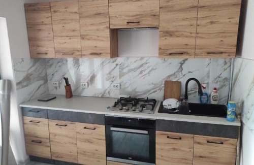 Khust Casa | Golden House