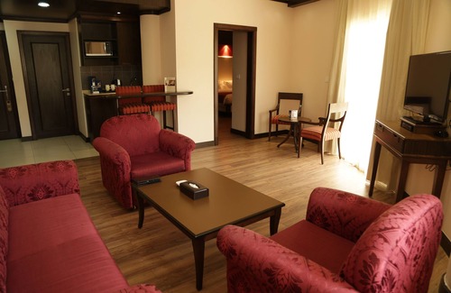 Aley Complejo | Golden Lili Resort & Spa