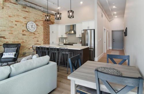 Traverse City Casa | Golden Lofts Unit 1 Downtown Traverse City 1BD 1BA