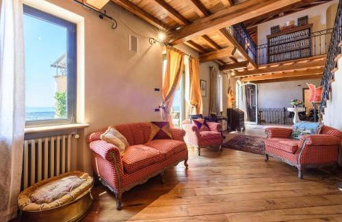 Pietrasanta Apartamento | GOLDEN LUXE - Luxury Villa whit Amazing Sea Wiew Pool