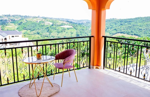 Aburi Casa | Golden memories await you on the Peduase Mountains