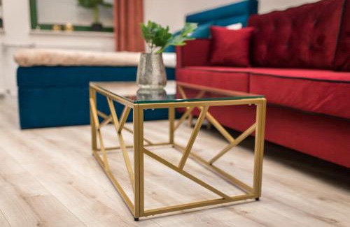 Zielona Gora Apartamento | Golden Moonlight