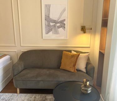 Grbavica Apartamento | Golden Olive Boutique Studio Apartment with Private Parking