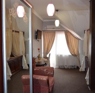 Dubove Hotel | Golden Palace