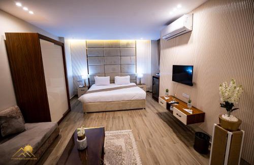 Giza Hotel | Golden palm sunrise inn
