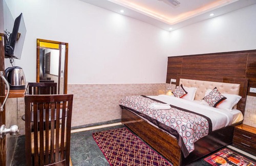 Saket Casa | Golden Residency