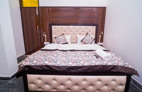 Saket Casa | Golden Residency