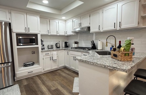 Madera Casa | "Golden Retreat –3BR/2BA Escape" located in the top neighborhood in Madera