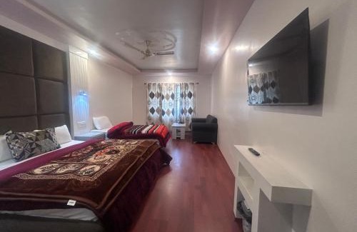 Brein Hotel | Golden Retreat