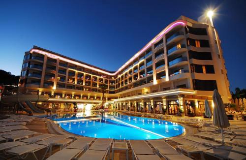 Marmaris City Center Hotel | Golden Rock Beach