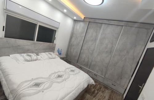 West Bank Apartamento | Golden Rose Residence