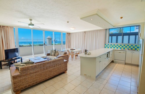 Main Beach Apartamento | Golden Sands on the Beach