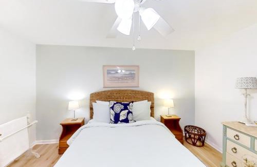 Indian Shores Apartamento | Golden Shores 407