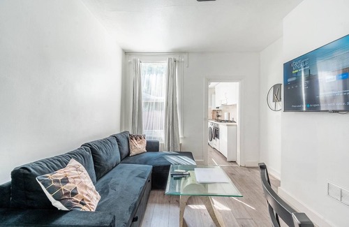 South Harrow Apartamento | Golden Spa- Easy commute to Wembley and Central London