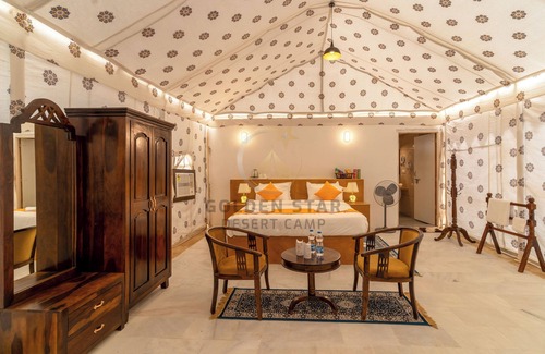 Sam Complejo | Golden Star Desert Camp