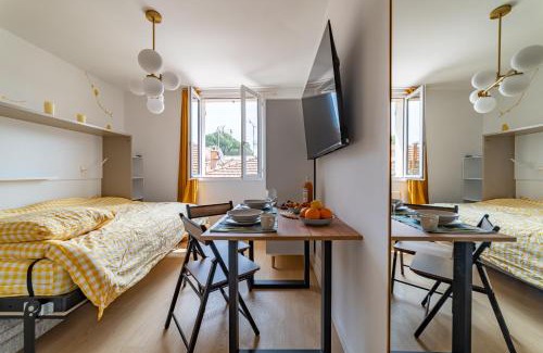 Faubourg Apartamento | Golden Studio - View & Provençal Charm