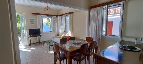 Argostoli Casa | Golden Sunset