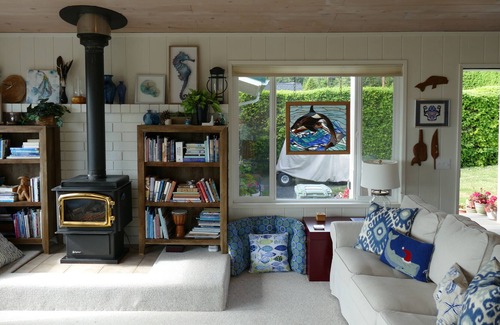 Lummi Island Casa | Golden Sunset/w Hot Tub & Beach and Free Standing "Mother In-Law" apartment