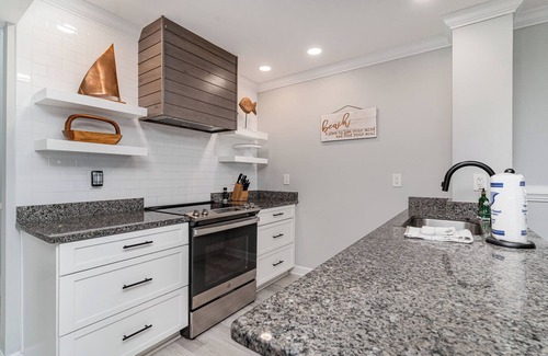 The Dunes Condominio | Golden Tee Arcade, Pool & Water &Golf Course Views
