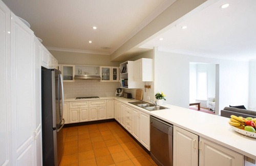 Newport Casa | Golden Triangle Villa