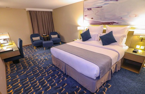 Unaizah Hotel | Golden Tulip AL Waha Hotel - Unayzah