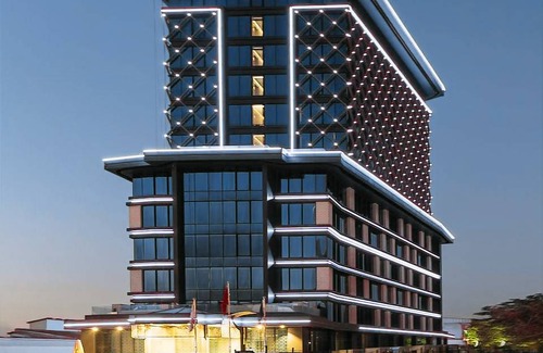 Bayrampasa Hotel | Golden Tulip Istanbul Bayrampasa