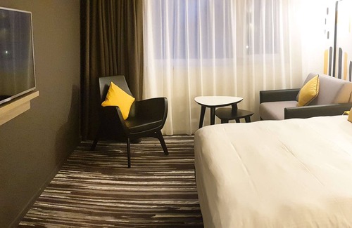 Saint-Witz Hotel | Golden Tulip Roissy Saint Witz
