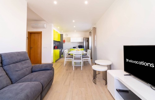 Albufeira Villa | Golden View Villa by HelloVacations