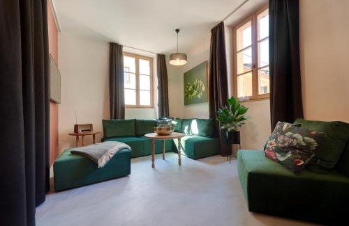 Caldaro Sulla Strada del Vino Apartamento | Goldengel Design - Suiten im historischen Ortskern von Kaltern