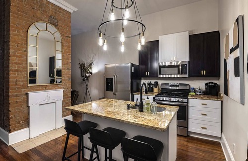 Covington Casa | Goldie on Greer - Perfect for 4!