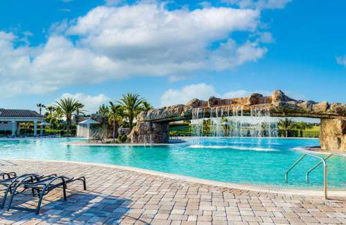 Lakewood Ranch Apartamento | Golf and Spa Escape Chic Lakewood National Condo!