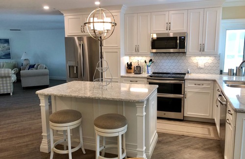 Beachview Country Club Estates Casa | Golf Breeze Villa: paseo corto a la playa, vistas a la calle Club de golf Sanibel Island
