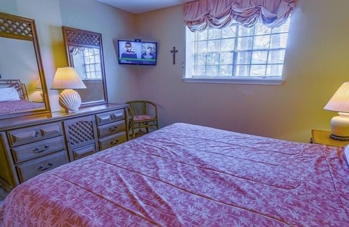 Miramar Beach Cabaña | Golf Course 93a 3 Bedroom Condo by Redawning