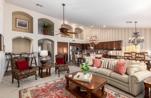 Oakwood Casa | Golf Course Beauty Oakwood Sun Lakes 55+! Sparkling Pool. Dog Friendly.