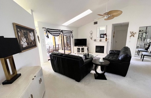 Cape Haze Casa | Golf course views! Pool home