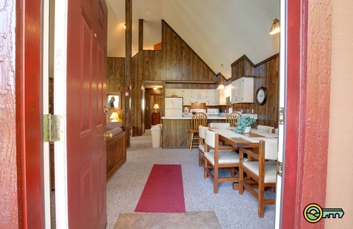 Basye Chalet De Esquí | Golf-lover's Mountain Chalet (#150A) - Great view of golf course!