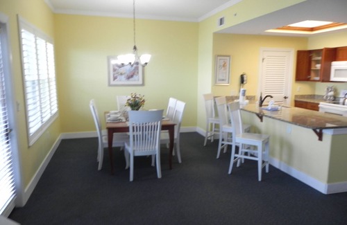 Palmetto Dunes Condominio | Golf Lovers! 3 Bedroom Condo ~ Enjoy golf privileges!